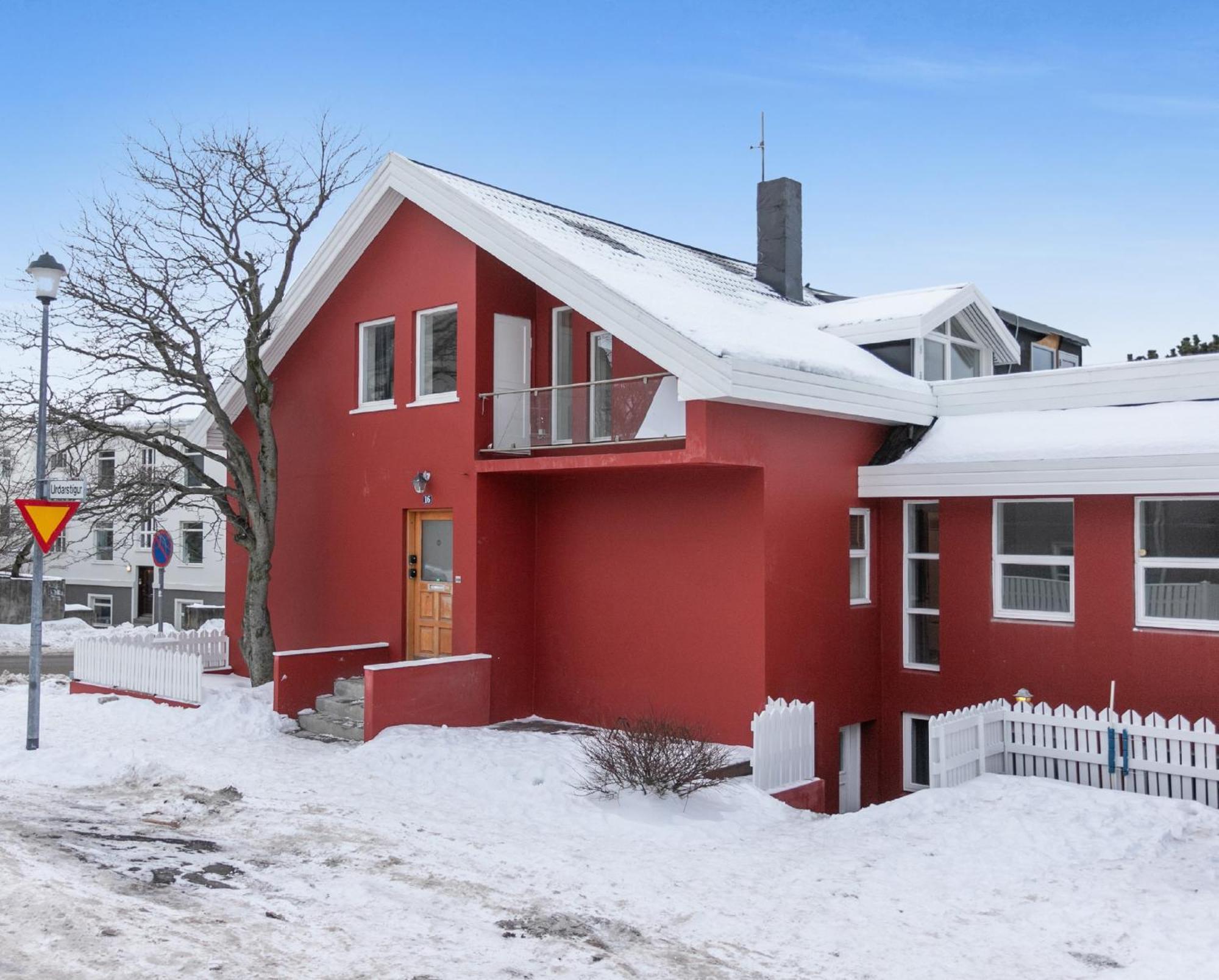 U16 By Stay In Iceland Reykjavík Exterior foto